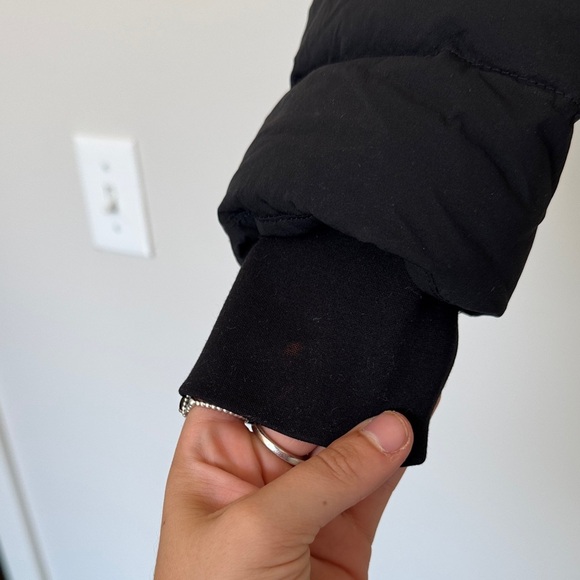 Michael Kors Women’s Black Premium Down Puffer Hooded Jacket - L - Picture 5 of 8